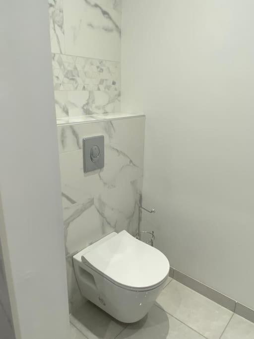 Maison Avec Jacuzzi - Louvres Proche Roissy Cdg - Paris Екстериор снимка